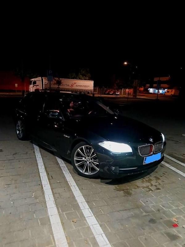 Gebraucht BMW 520 Sport Line 184 PS (135 kW) 2013 Kombi