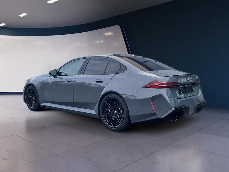 Gebraucht BMW M5 Basis 585 PS (430 kW) 2025 Limousine