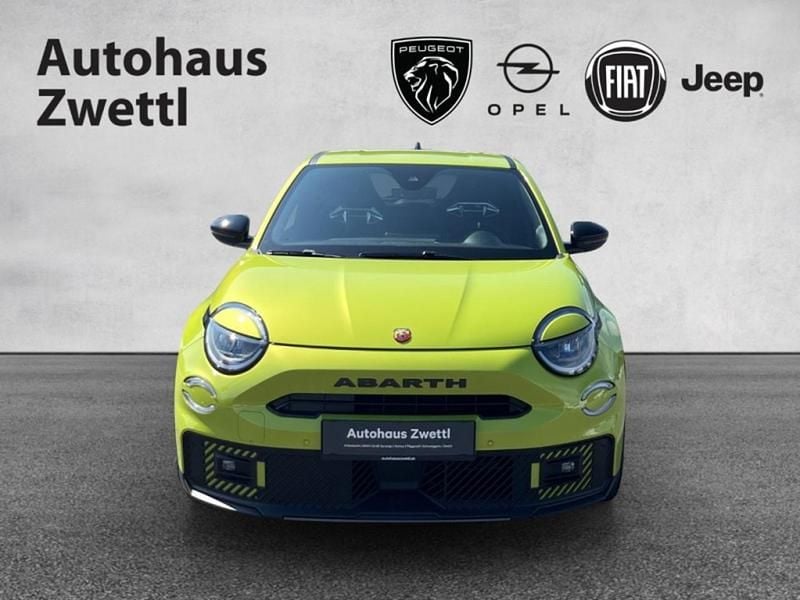 Neu Abarth 600 Scorpionissima 205 kW (280 PS) 2026 Grün SUV