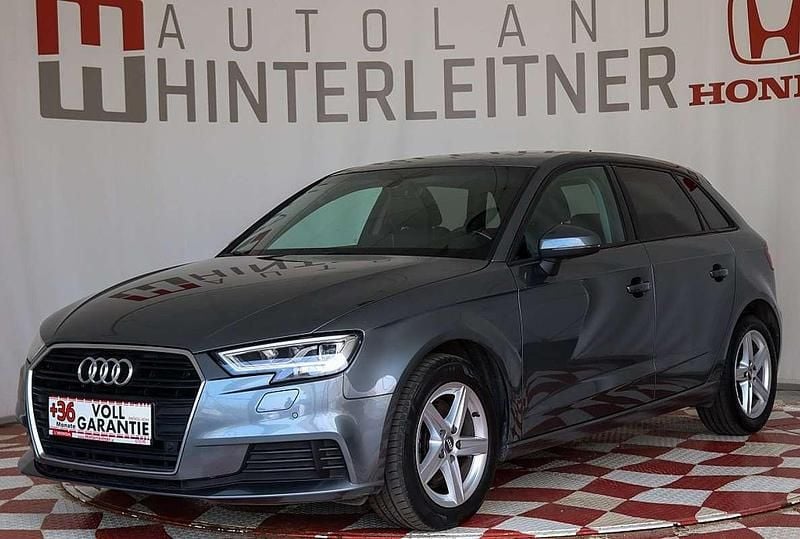 Gebraucht Audi A3 Design 150 PS (110 kW) 2019 Grau Limousine