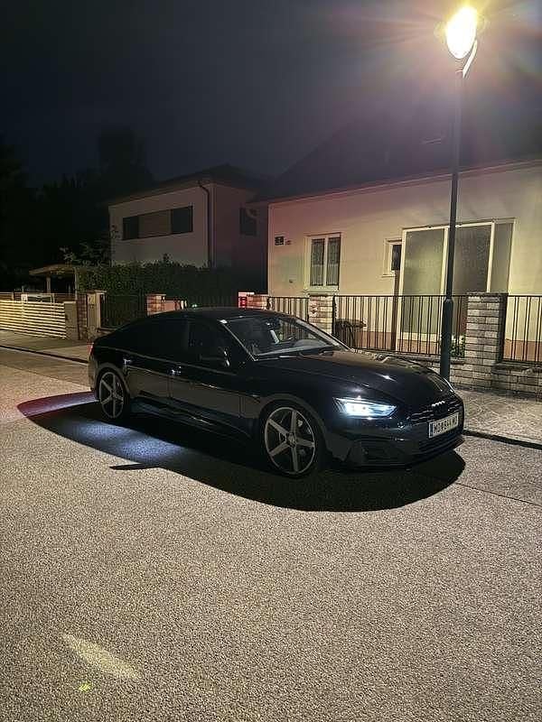 Gebraucht Audi A5 Sportback Ambiente 190 PS (139 kW) 2020 Kleinwagen