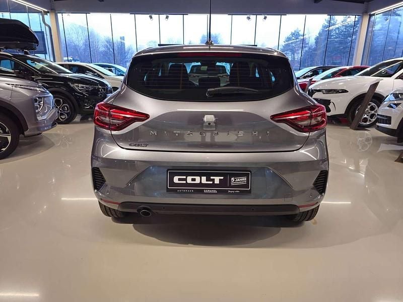 Neu Mitsubishi Colt Invite 67 PS (49 kW) 2025 Grau Limousine