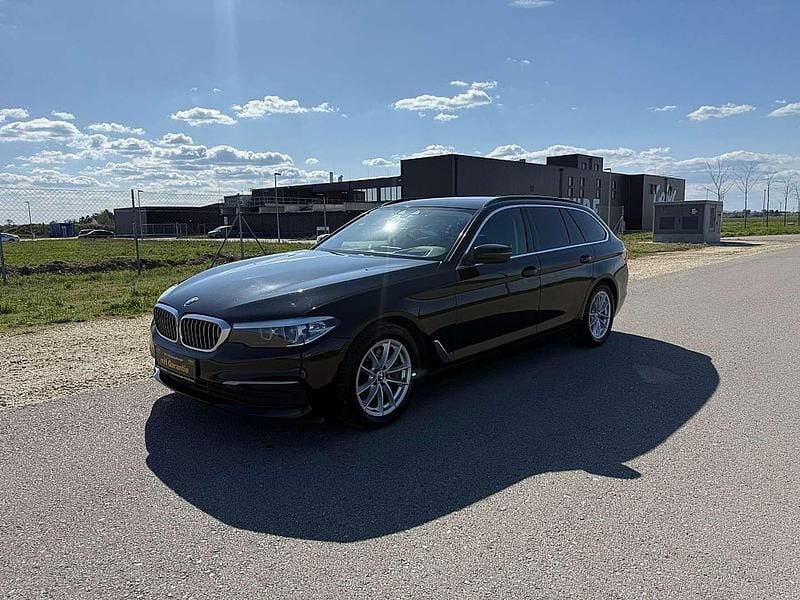 Schwarz Gebraucht 2017 BMW 530 M Performance Kombi | € 18.900 (Fairer Preis) - Bild 1/4