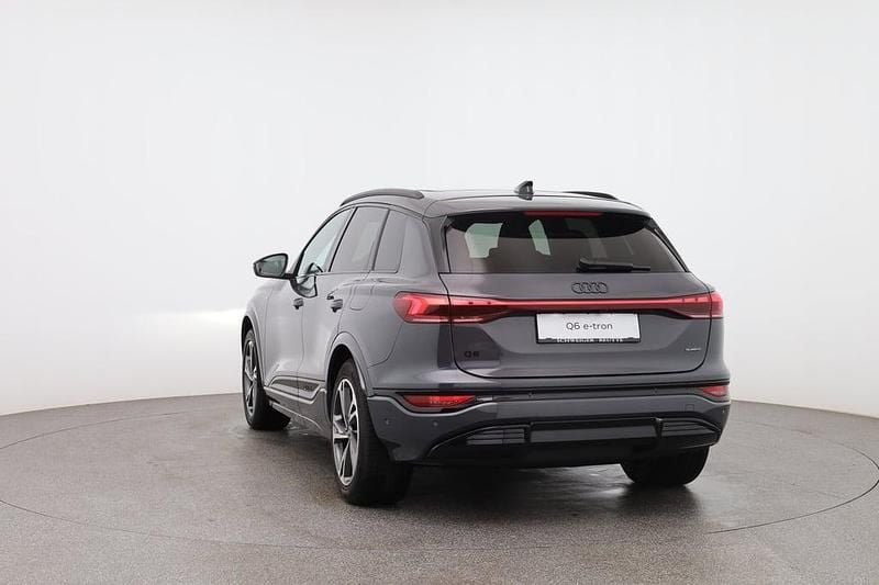 Gebraucht Audi Q6 e-tron Ambiente 284 kW (387 PS) 2025 Grau SUV