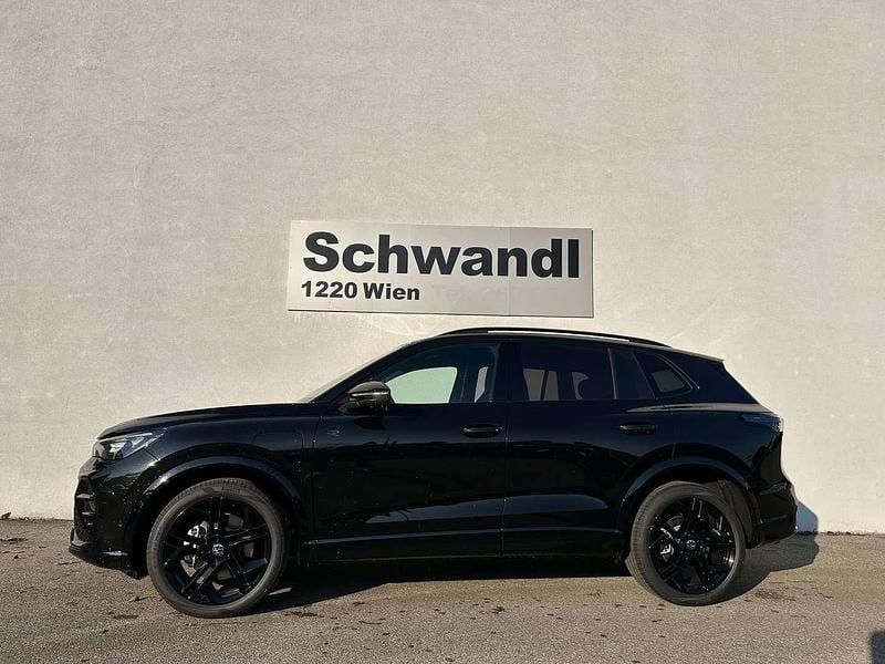 Neu VW Tiguan Sport 204 PS (150 kW) 2025 Schwarz SUV
