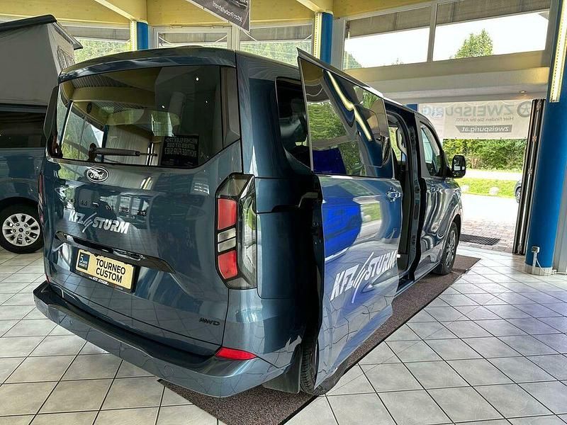 Gebraucht Ford Transit Custom Titanium 170 PS (125 kW) 2024 Van / Kleinbus