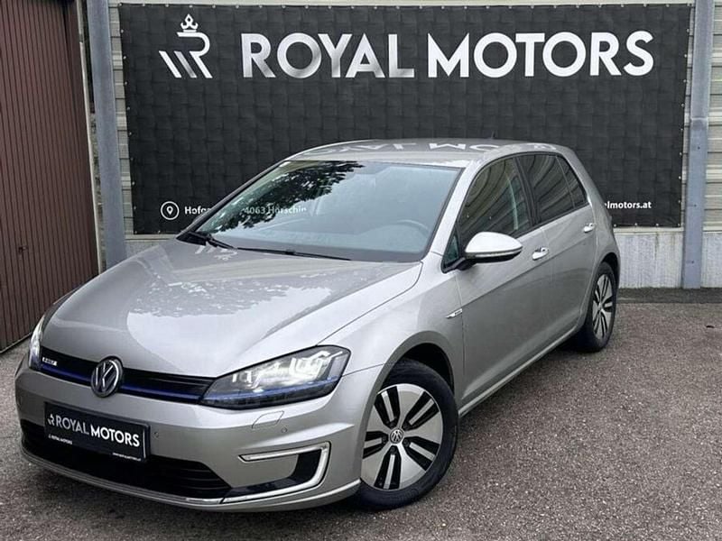 Gebraucht VW e-Golf 85 kW (116 PS) 2017 Silber Kleinwagen