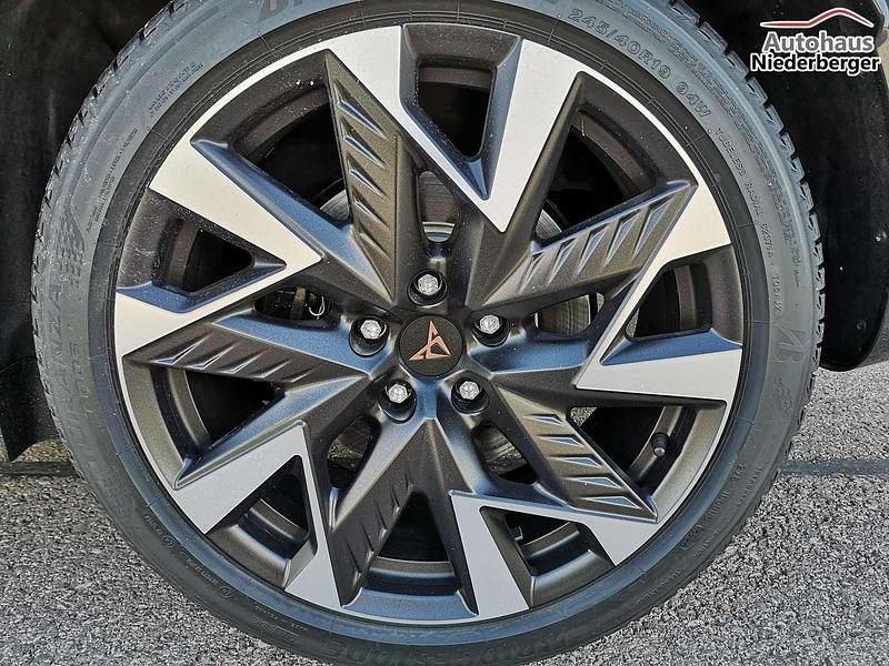 Neu Cupra Formentor VZ 333 PS (244 kW) 2025 Grau SUV