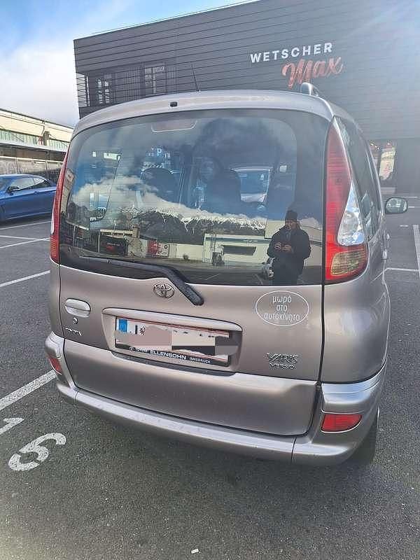 Gebraucht Toyota Yaris Sol 75 PS (55 kW) 2005 Silber Kombi