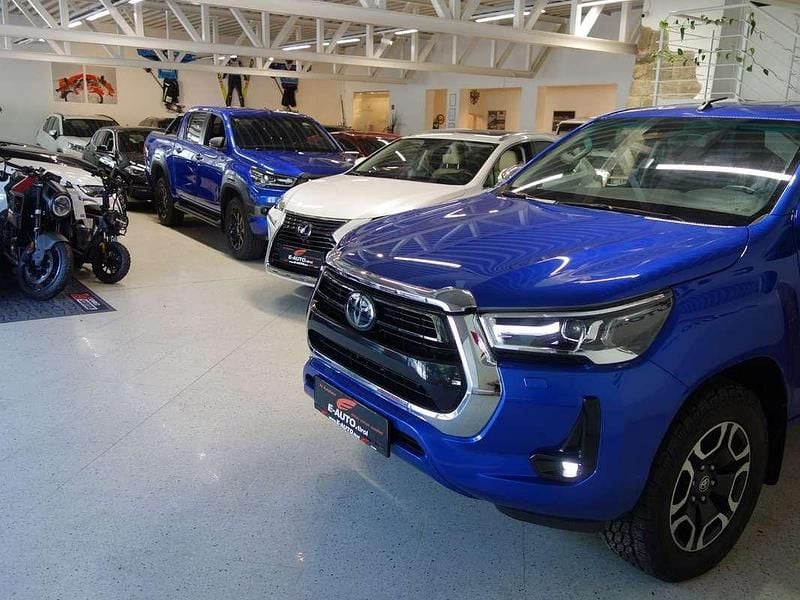 Gebraucht Toyota HiLux Executive 204 PS (150 kW) 2021 Blau Abholung