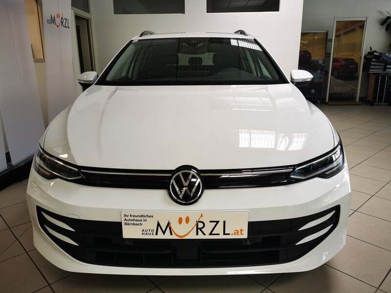 Gebraucht VW Golf VIII Life 115 PS (84 kW) 2024 Weiss  normal Kombi