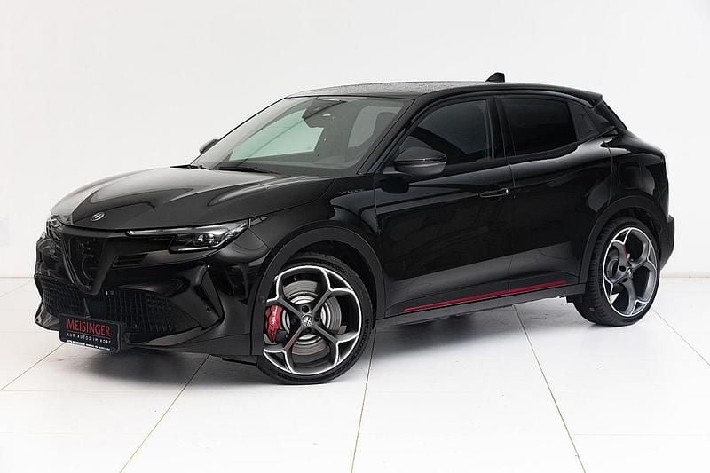 Gebraucht Alfa Romeo Junior Veloce 207 kW (282 PS) 2025 Schwarz SUV