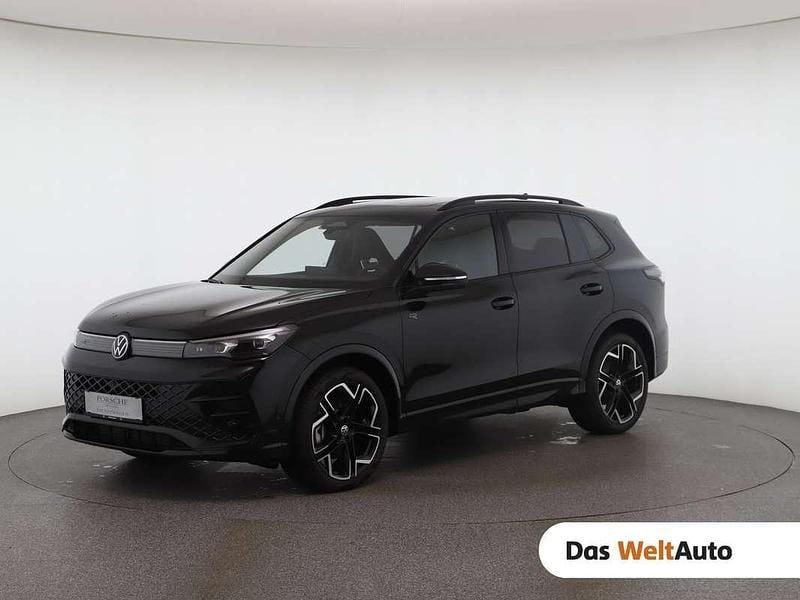 Schwarz metallic Gebraucht 2025 VW Tiguan Sport SUV | € 52.990 - Bild 1/4