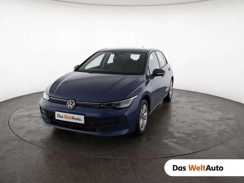 Blau Gebraucht 2024 VW Golf Life Limousine | € 25.950 (Fairer Preis) - Bild 1/4