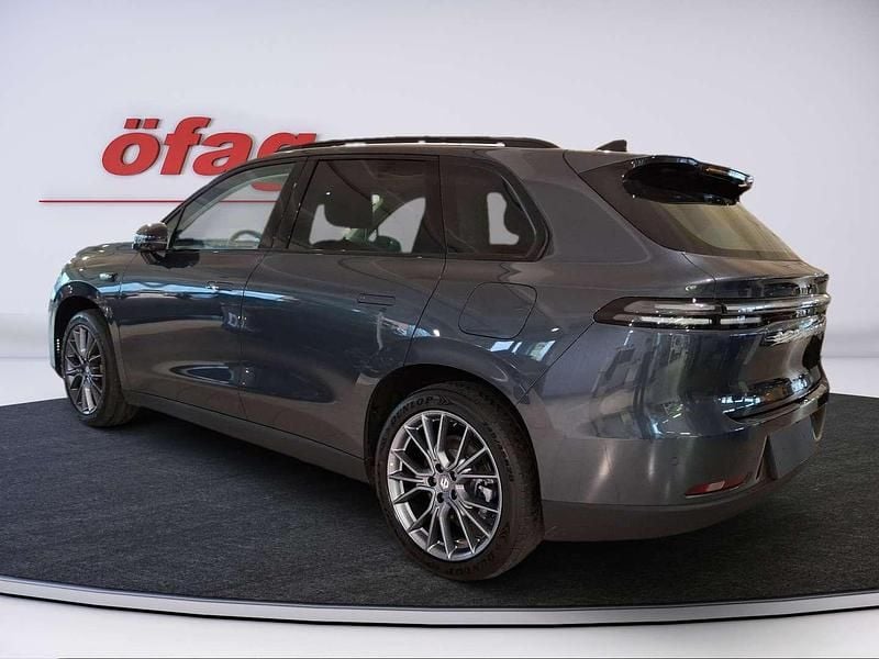 Gebraucht Leapmotor C10 218 PS (160 kW) 2025 Grau SUV