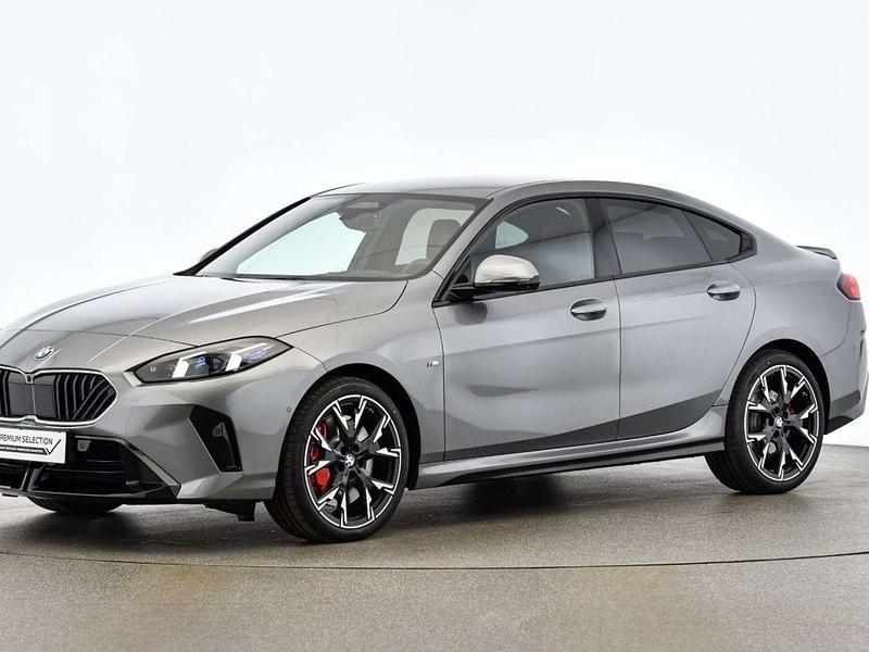 Gebraucht BMW 220 170 PS (125 kW) 2025 Grau Coupé