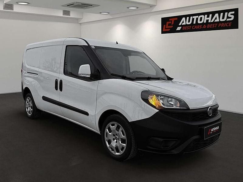 Gebraucht Fiat Doblò 120 PS (88 kW) 2022 Weiß Van / Kleinbus