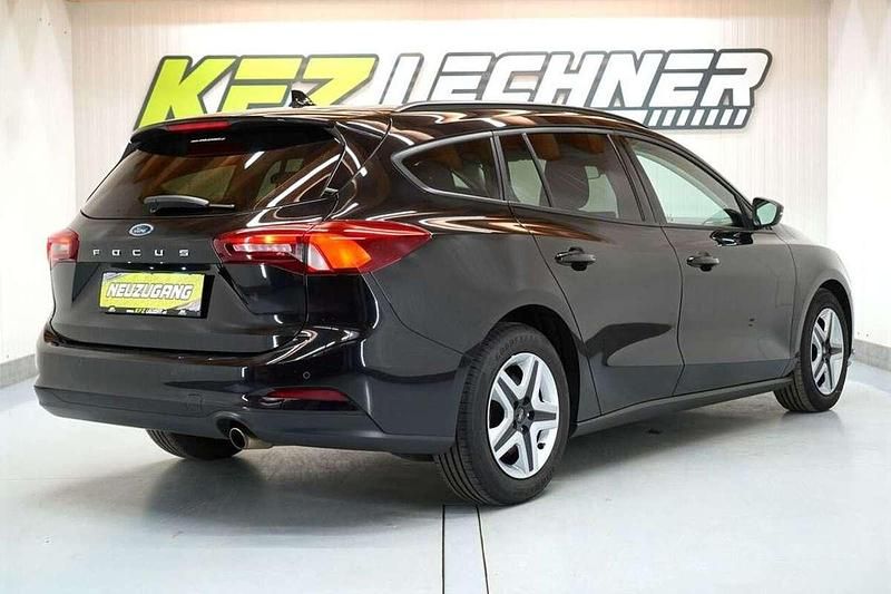 Gebraucht Ford Focus 120 PS (88 kW) 2022 Schwarz Kombi