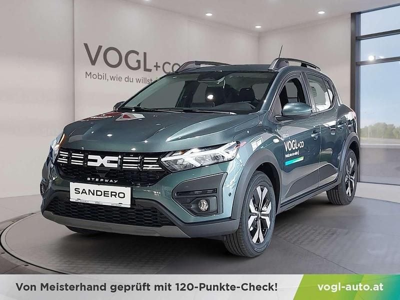 Neu Dacia Sandero Expression 90 PS (66 kW) 2025 Grün Kleinwagen