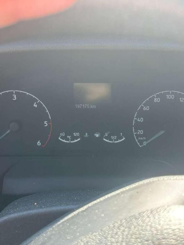 Gebraucht Ford Transit Custom 105 PS (77 kW) 2016 Weiß Van / Kleinbus