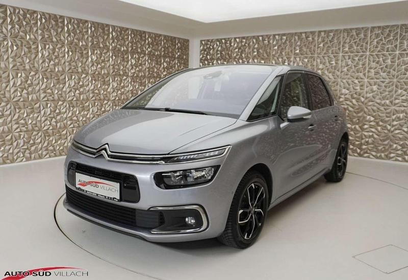 Gebraucht Citroën C4 Shine 131 PS (96 kW) 2018 Grau SUV