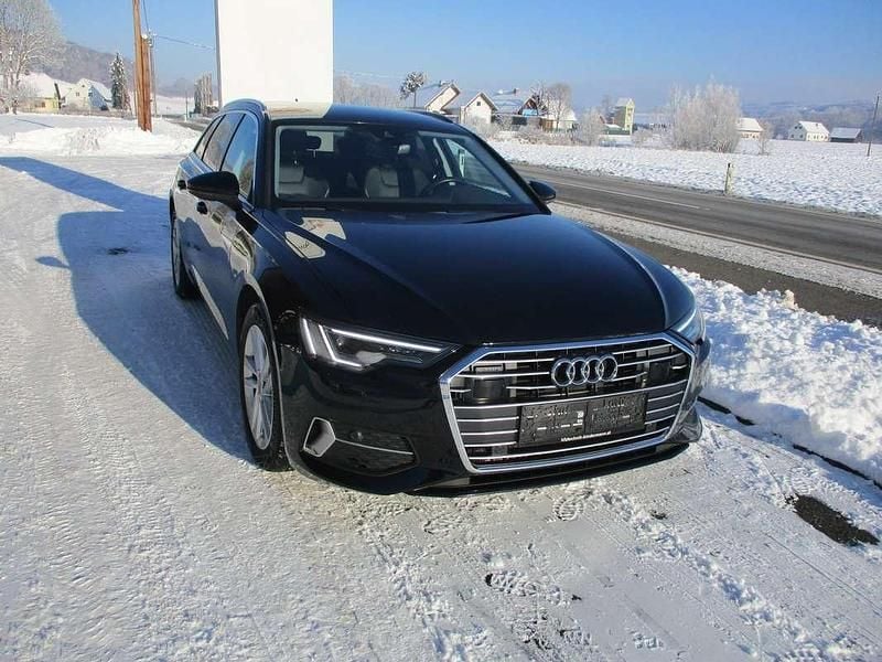 Gebraucht Audi A6 Sport 204 PS (150 kW) 2022 Schwarz Kombi