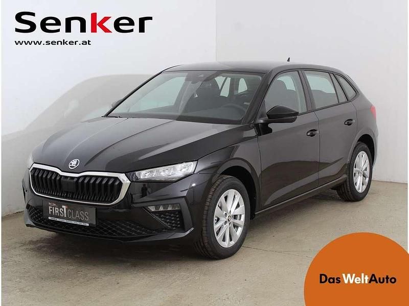Schwarz metallicperleffektno Gebraucht 2025 Skoda Scala Essence Kleinwagen | € 22.990 (Fairer Preis) - Bild 1/4