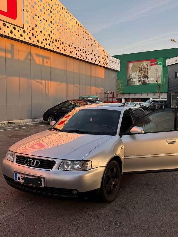 Gebraucht 2001 Audi A3 Ambition Limousine | € 3.400 - Bild 1/4