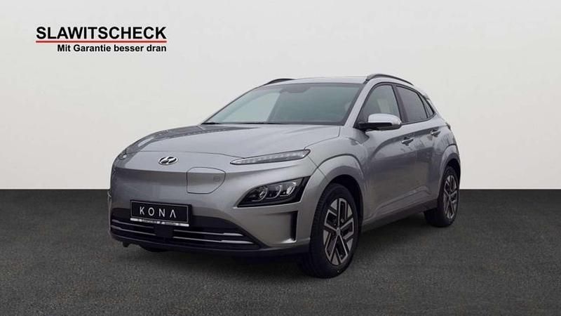Silber Gebraucht 2023 Hyundai Kona Edition 30+ SUV | € 26.990 (Teuer) - Bild 1/4