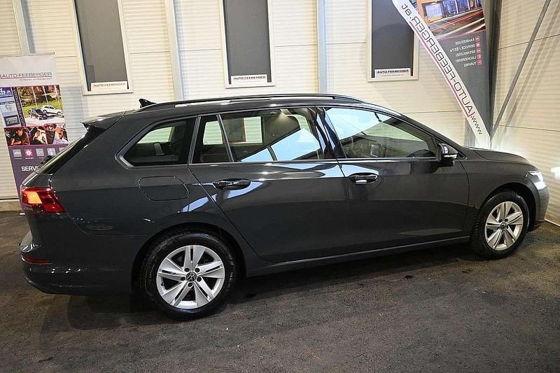 Gebraucht VW Golf VIII Life 116 PS (85 kW) 2021 Grau Kombi