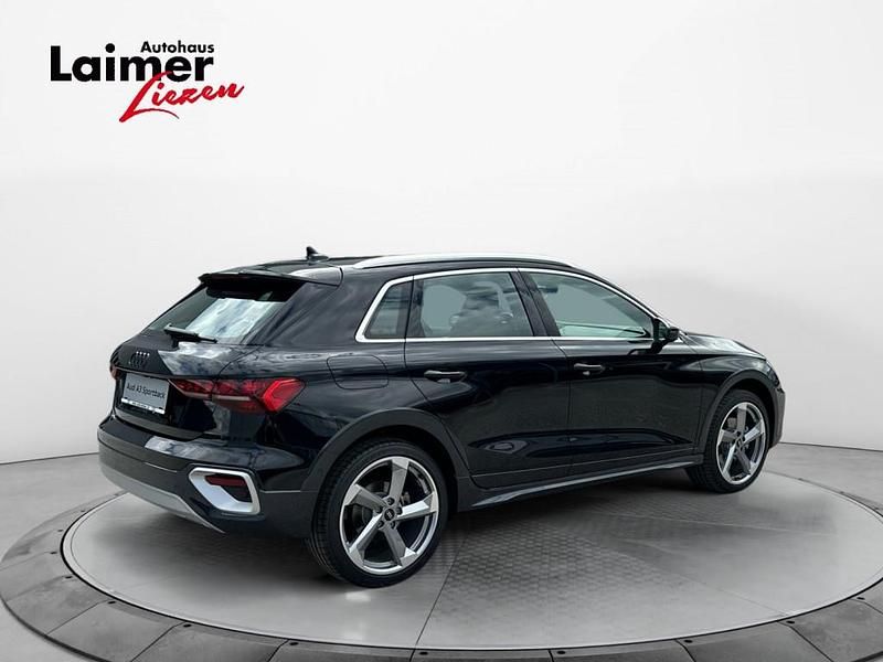 Gebraucht Audi A3 Ambiente 150 PS (110 kW) 2024 Schwarz Limousine