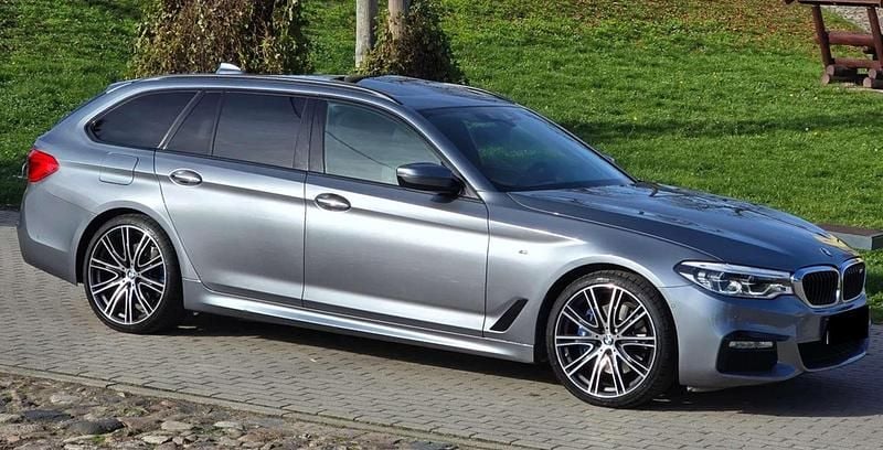 Gebraucht 2018 BMW 520 M Sport Kombi | € 20.000 - Bild 1/4