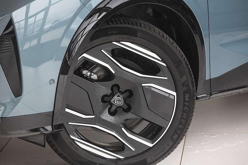 Gebraucht Peugeot 5008 157 kW (214 PS) 2025 Blau SUV