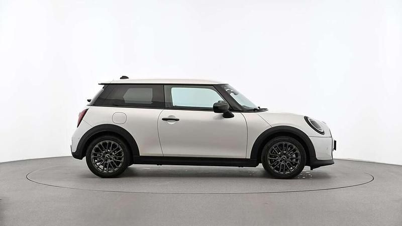 Gebraucht Mini Cooper 114 kW (156 PS) 2025 Weiß Kleinwagen