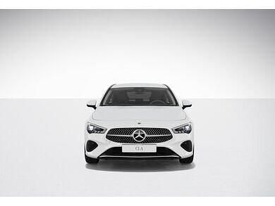 Gebraucht Mercedes CLA200 Shooting Brake Edition 150 PS (110 kW) 2024 Weiß Kombi