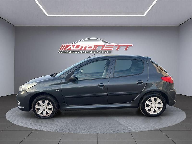 Gebraucht Peugeot 206+ 60 PS (44 kW) 2011 Kleinwagen