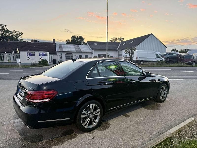 Gebraucht Mercedes E200 Elegance 136 PS (100 kW) 2014 Limousine