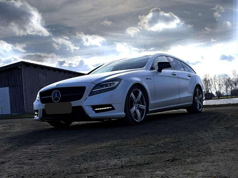 Gebraucht Mercedes CLS500 Shooting Brake 408 PS (300 kW) 2013 Silber Kombi
