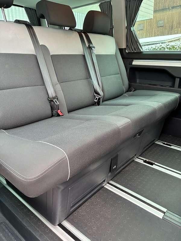 Gebraucht VW Multivan Startline 140 PS (102 kW) 2011 Schwarz Van