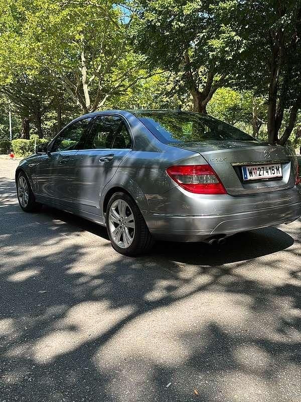 Gebraucht Mercedes C180 Elegance 156 PS (114 kW) 2010 Limousine