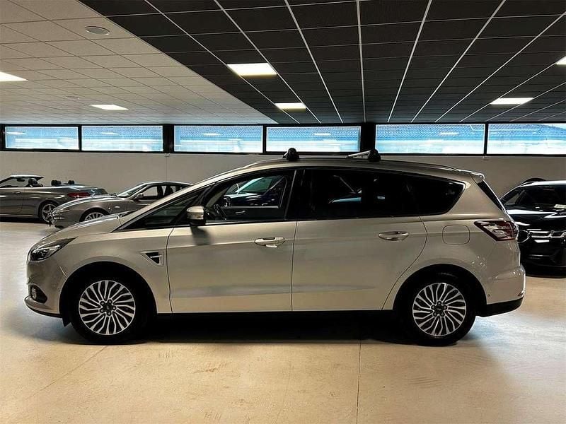 Gebraucht Ford S-MAX Titanium 150 PS (110 kW) 2019 Silber Van / Kleinbus