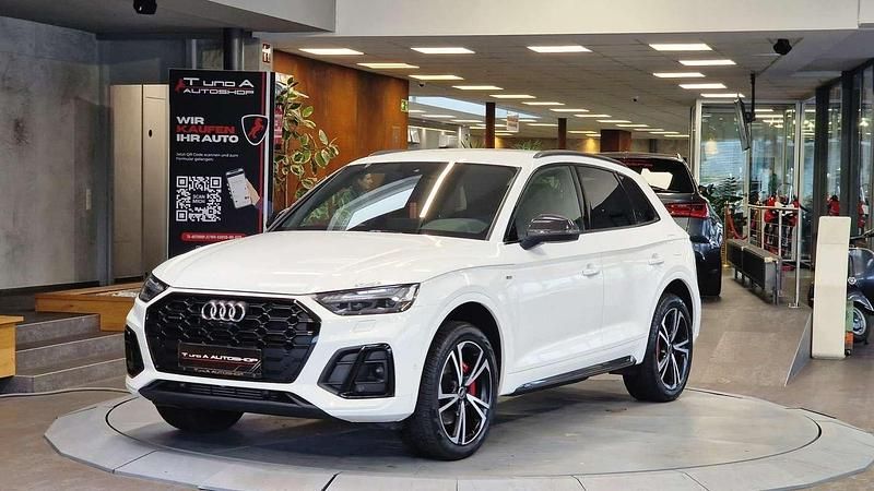 Weiß Gebraucht 2022 Audi Q5 Ambiente SUV | € 44.860 (Etwas zu teuer) - Bild 1/4