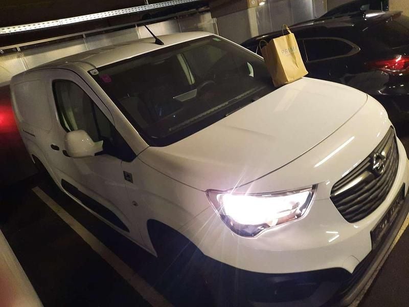 Weiß Gebraucht 2020 Opel Combo Van / Kleinbus | € 11.800 (Guter Preis) - Bild 1/4