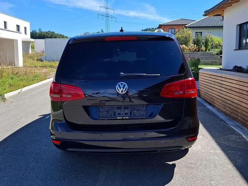 Gebraucht VW Sharan Comfortline 140 PS (102 kW) 2015 Schwarz Van / Kleinbus