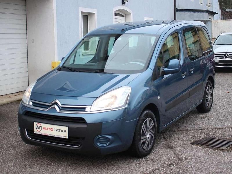 Gebraucht Citroën Berlingo Tendance 92 PS (67 kW) 2012 Blau Van / Kleinbus