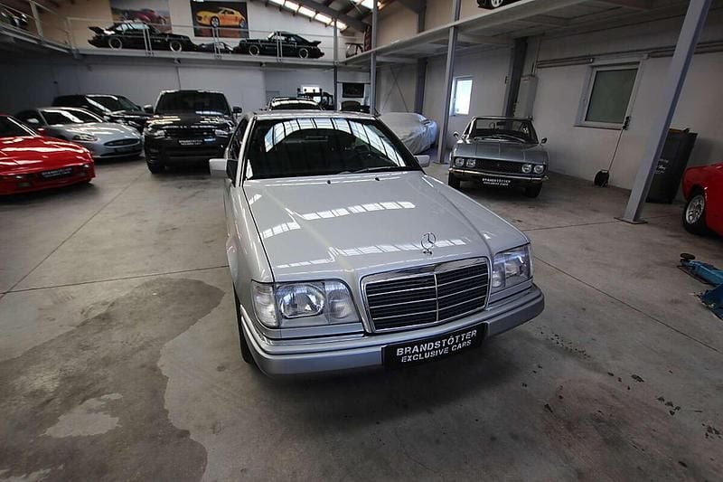 Gebraucht Mercedes E200 136 PS (100 kW) 1996 Silber Coupé