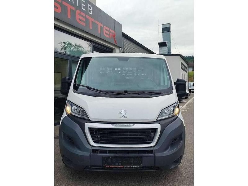 Gebraucht Peugeot Boxer 110 PS (80 kW) 2017 Weiß Van