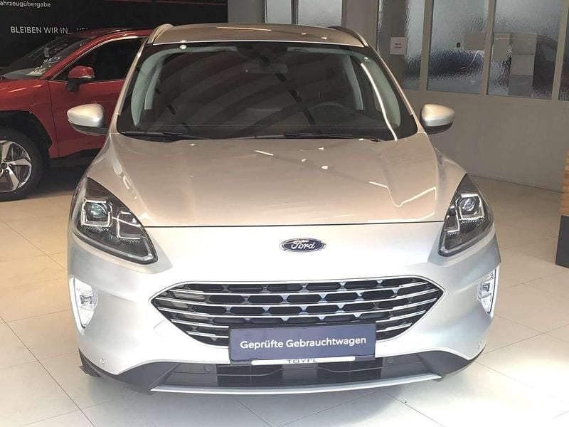 Gebraucht Ford Kuga Titanium 150 PS (110 kW) 2021 Silber SUV