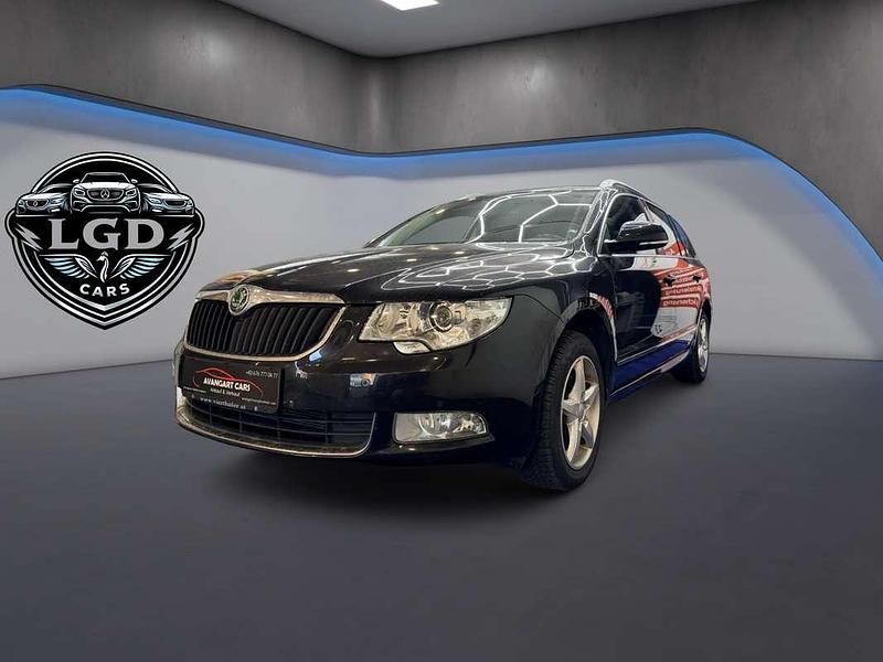 Gebraucht Skoda Superb Elegance 170 PS (125 kW) 2012 Schwarz Kombi
