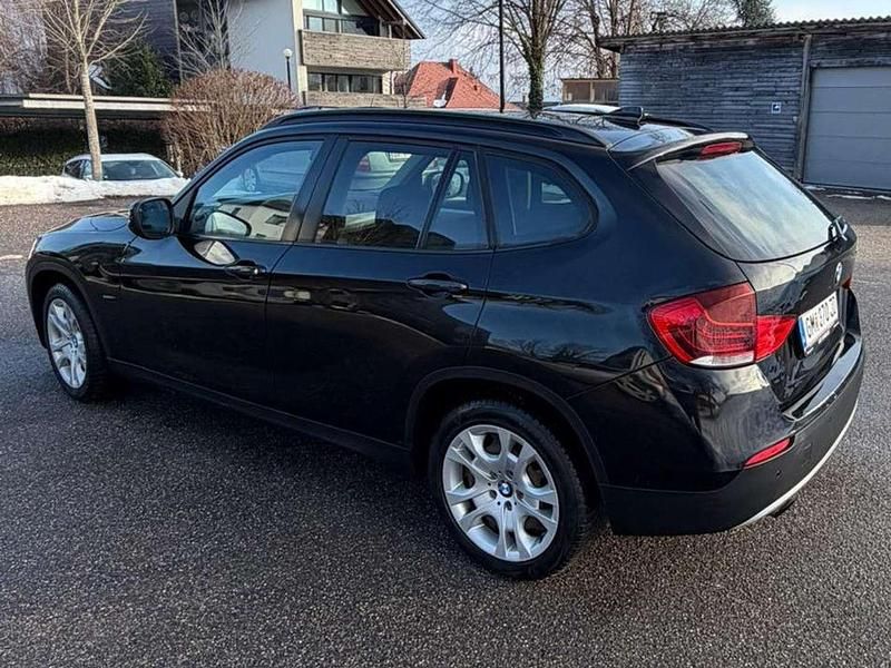 Gebraucht BMW X1 143 PS (105 kW) 2011 Schwarz SUV